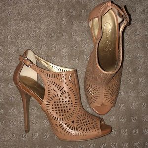 Jessica Simpson Brown Heels-7.5